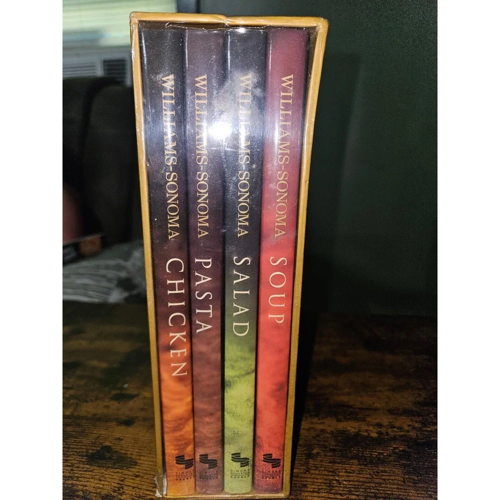 Williams-Sonoma Collection 4 Book Boxed Set Chicken Pasta Salad Soup New Sealed